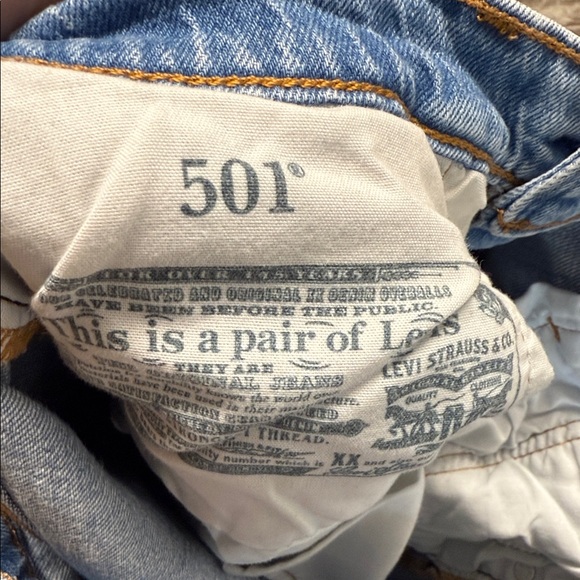 Levi's Blue Straight Leg Women's Jeans - Picture 4 of 4